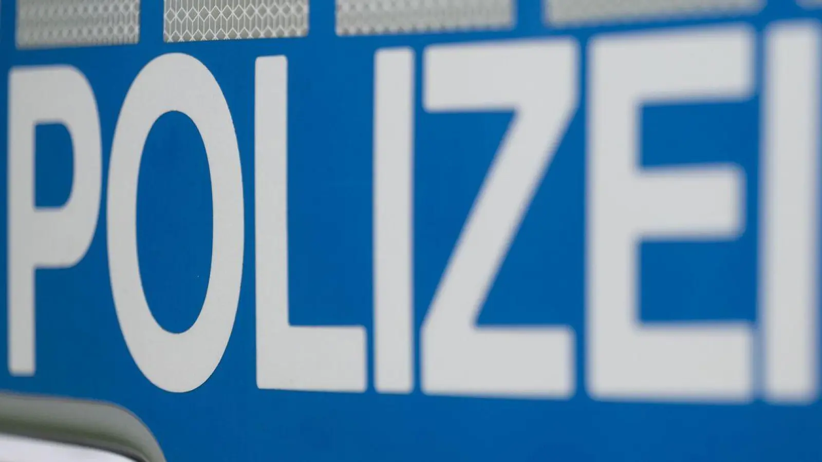 Die Polizei ermittelt zu der Todesursache. (Symbolbild) (Foto: Marijan Murat/dpa)