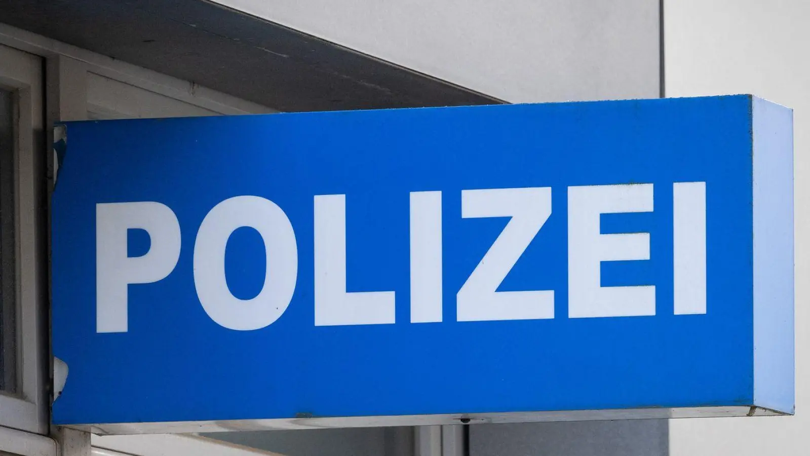 Die Staatsanwaltschaft und die Kriminalpolizei ermitteln nun. (Symbolbild) (Foto: Soeren Stache/dpa)