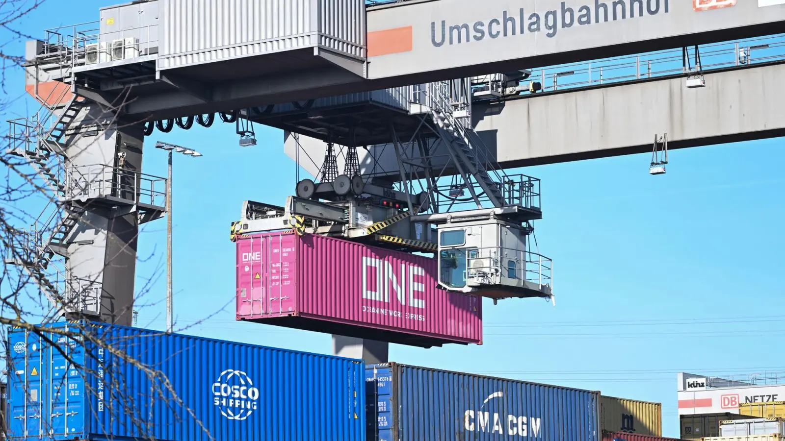 Mit der Konjunktur in Deutschland scheint es weiter aufwärts zu gehen. (Symbolbild) (Foto: Bernd Weißbrod/dpa)