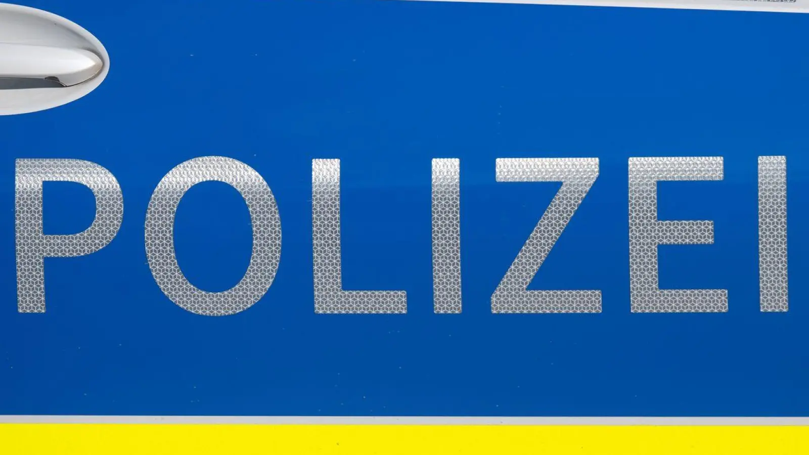 Der Mann ging laut Polizei schon vor dem Angriff andere Menschen verbal an. (Symbolbild) (Foto: Sven Hoppe/dpa)