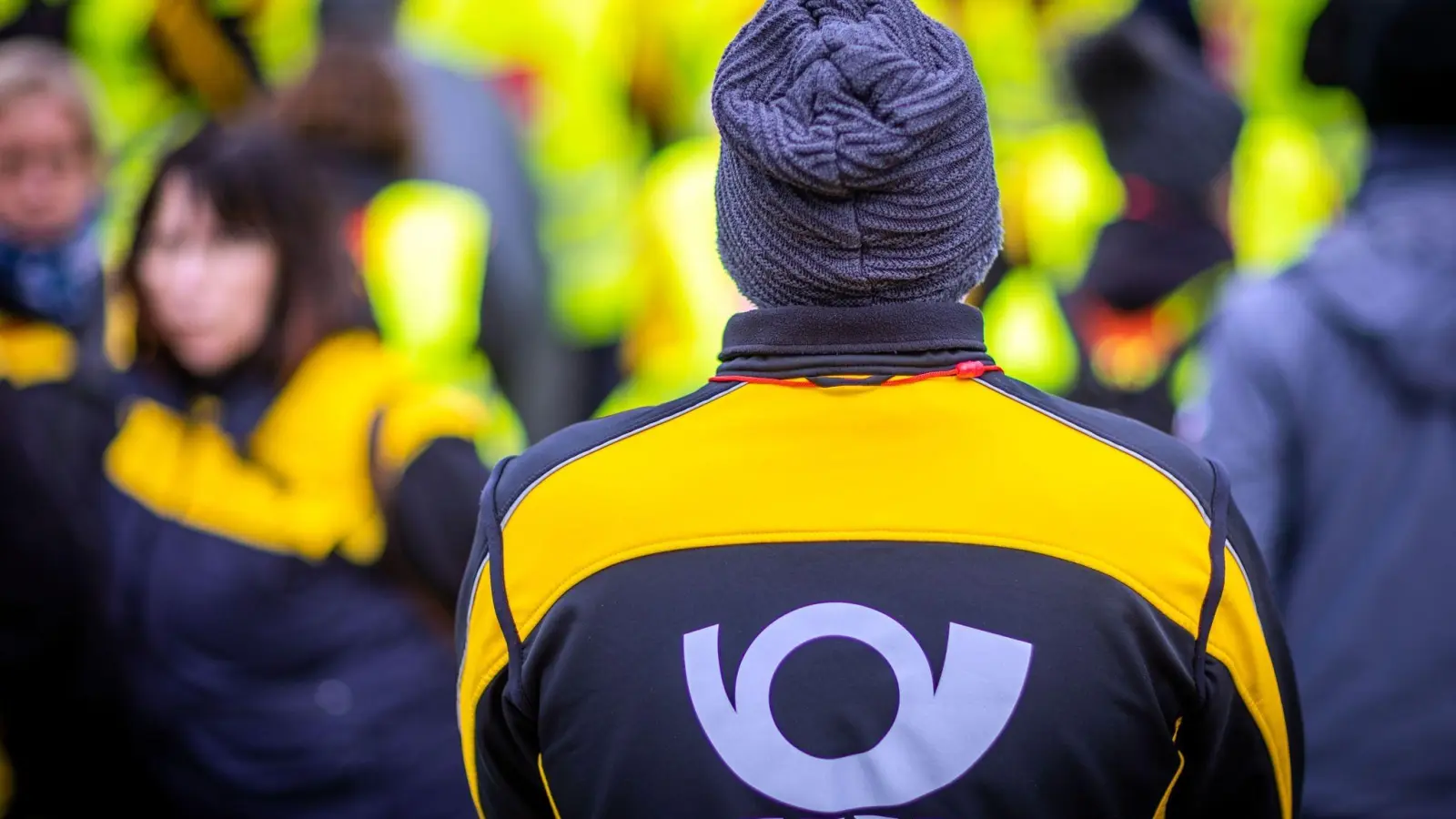 Bei der Post drohen neue Streiks. (Foto: Jens Büttner/dpa)