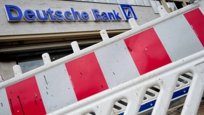 Deutsche Bank zieht Konsequenzen aus dem Umgang des Verbandes Familienunternehmer mit der AfD: Der Verband darf Räumlichkeiten der Bank in Berlin nicht mehr für seine Veranstaltungen nutzen. (Symbolbild) (Foto: picture alliance / dpa)