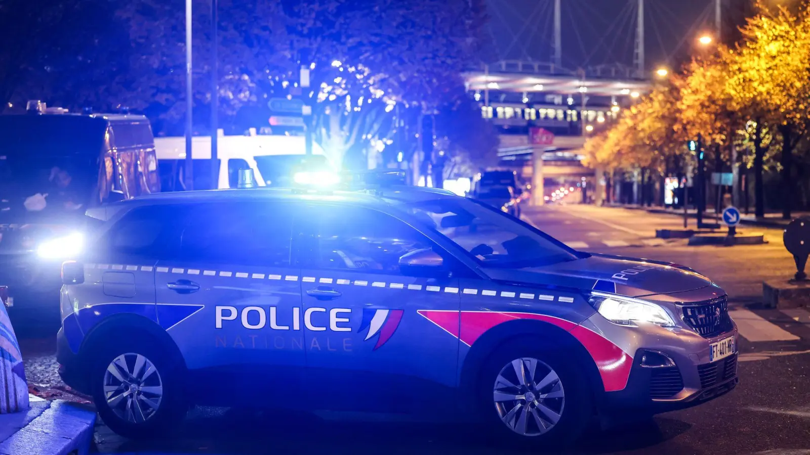 Nach dem Fund einer toten Brasilianerin im Auto ihres Ex-Freundes hat die französische Justiz den Mann unter Mordverdacht festgenommen (Symbolbild). (Foto: Christoph Reichwein/dpa)