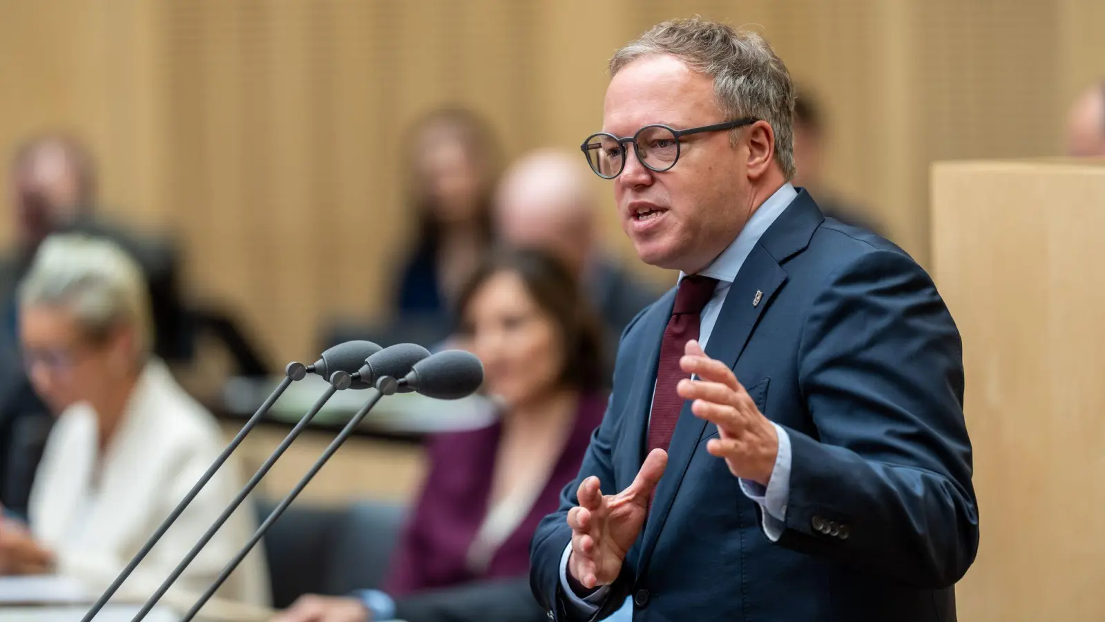 Thüringens Ministerpräsident Mario Voigt ist mit einem Widerspruch gegen die Aberkennung seines Doktortitels gescheitert. (Archivbild) (Foto: Michael Kappeler/dpa)