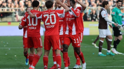 Die Münchner Tormaschinerie läuft auf Hochtouren. (Foto: Christian Charisius/dpa)