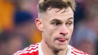 Joshua Kimmich fehlt dem FC Bayern zum Trainingsstart. (Archivbild) (Foto: Tom Weller/dpa)