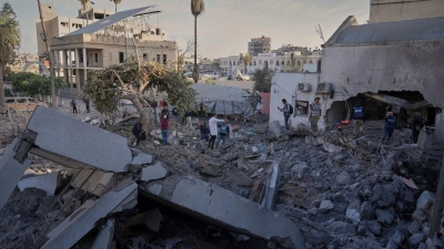 Nach Angaben Unter anderem wurde die Notaufnahme zerstört. (Foto: Jehad Alshrafi/AP/dpa)