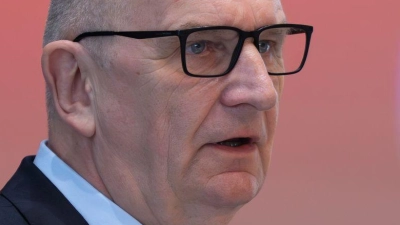 Brandenburgs Ministerpräsident Dietmar Woidke warb auf dem SPD-Parteitag um Zustimmung für den Koalitionsvertrag mit der CDU .  (Foto: Soeren Stache/dpa)