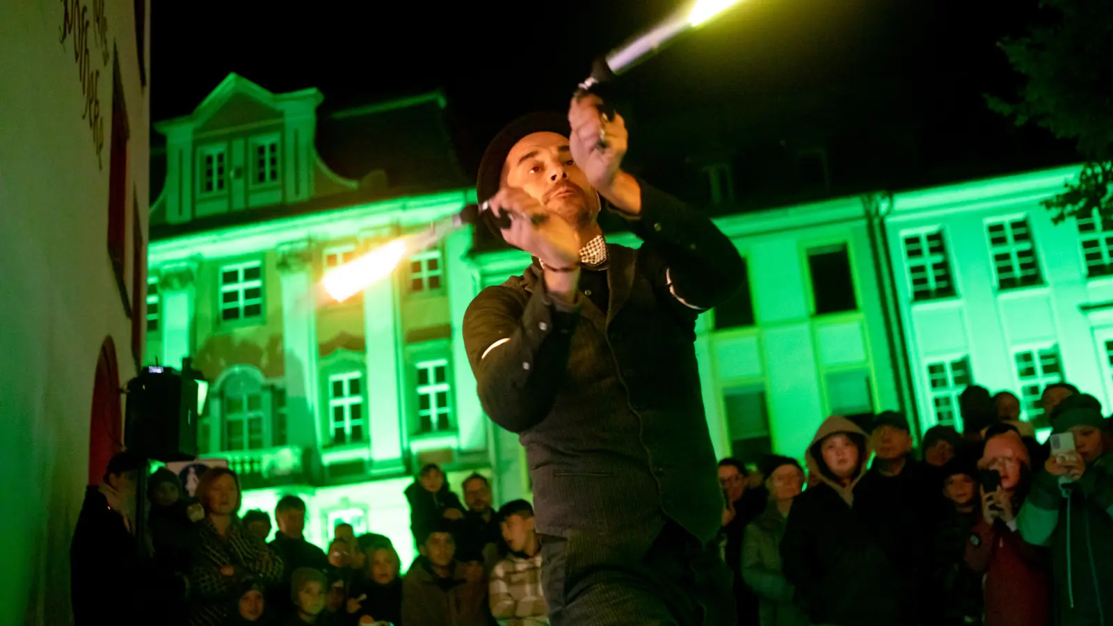 Die Grüne Nacht in Ansbach lockt zahlreiche Besucher an. (Foto: Evi Lemberger)