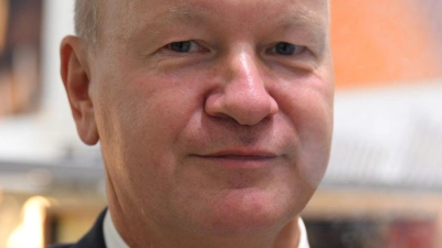 Zigarrenlobbyist Bodo Mehrlein hofft darauf, dass die Pläne für eine drastische Tabaksteuer-Anhebung überarbeitet und aufgeweicht werden.  (Foto: Wolf von Dewitz/dpa)