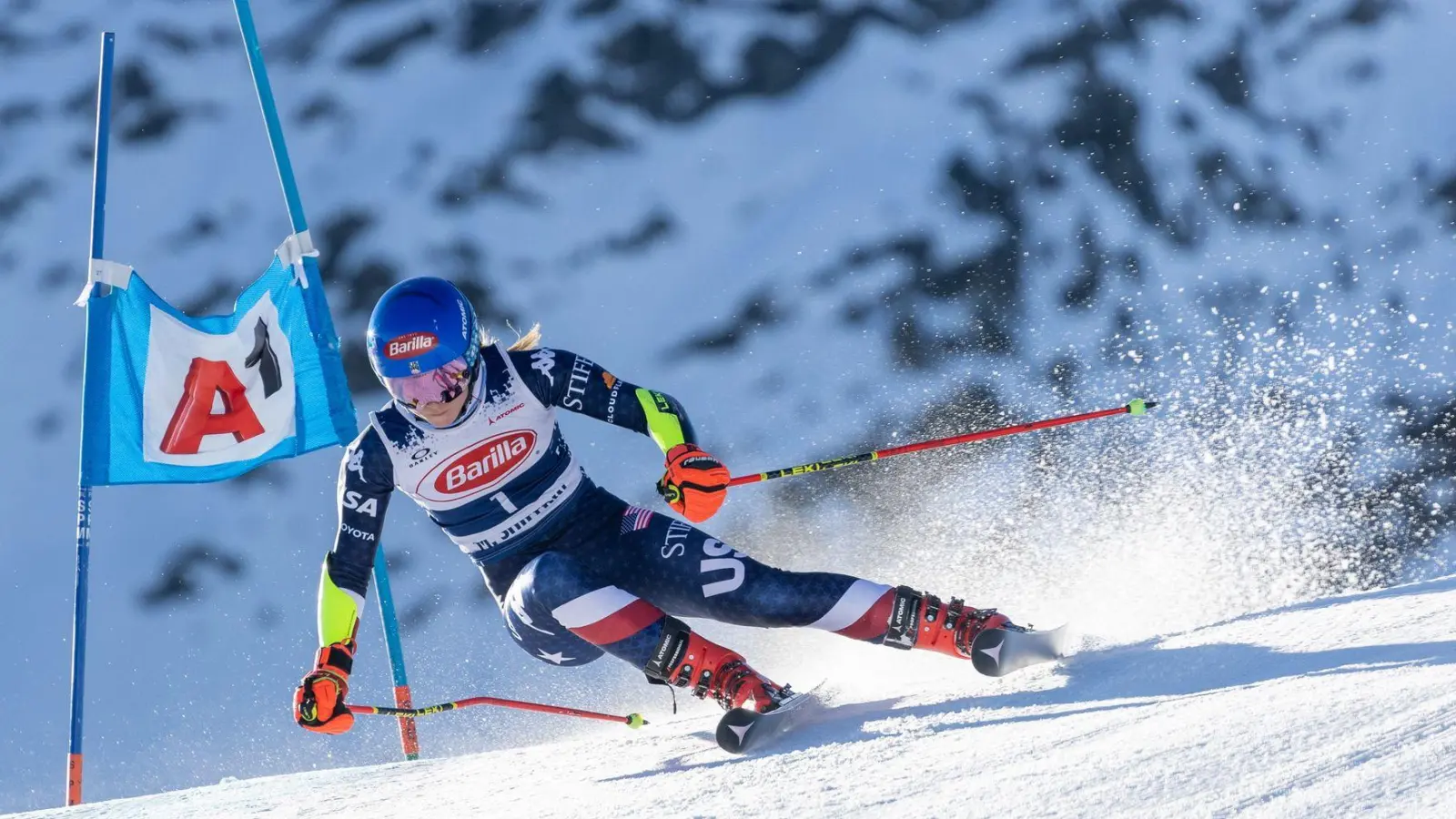 US-Dominatorin Mikaela Shiffrin ist seit Jahren der größte Star im alpinen Ski-Weltcup. (Foto: Expa/Johann Groder/APA/dpa)