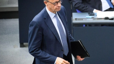 Der wahrscheinliche künftige Kanzler Friedrich Merz (CDU) wirbt weiter um Mehrheiten für das geplante Schuldenpaket von Union und SPD. (Foto: Bernd von Jutrczenka/dpa)