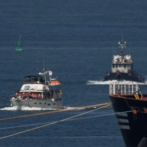 Vor Gaza: Israel eskortiert und stoppt Boote der Global Sumud Flotilla. (Foto: Leo Correa/AP/dpa)