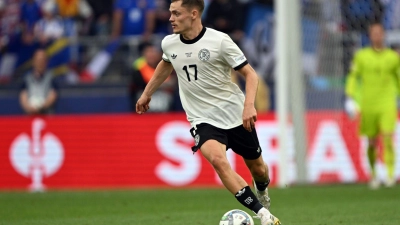 Vor dem Medizincheck in Liverpool: Der deutsche Nationalspieler Florian Wirtz. (Foto: Federico Gambarini/dpa)