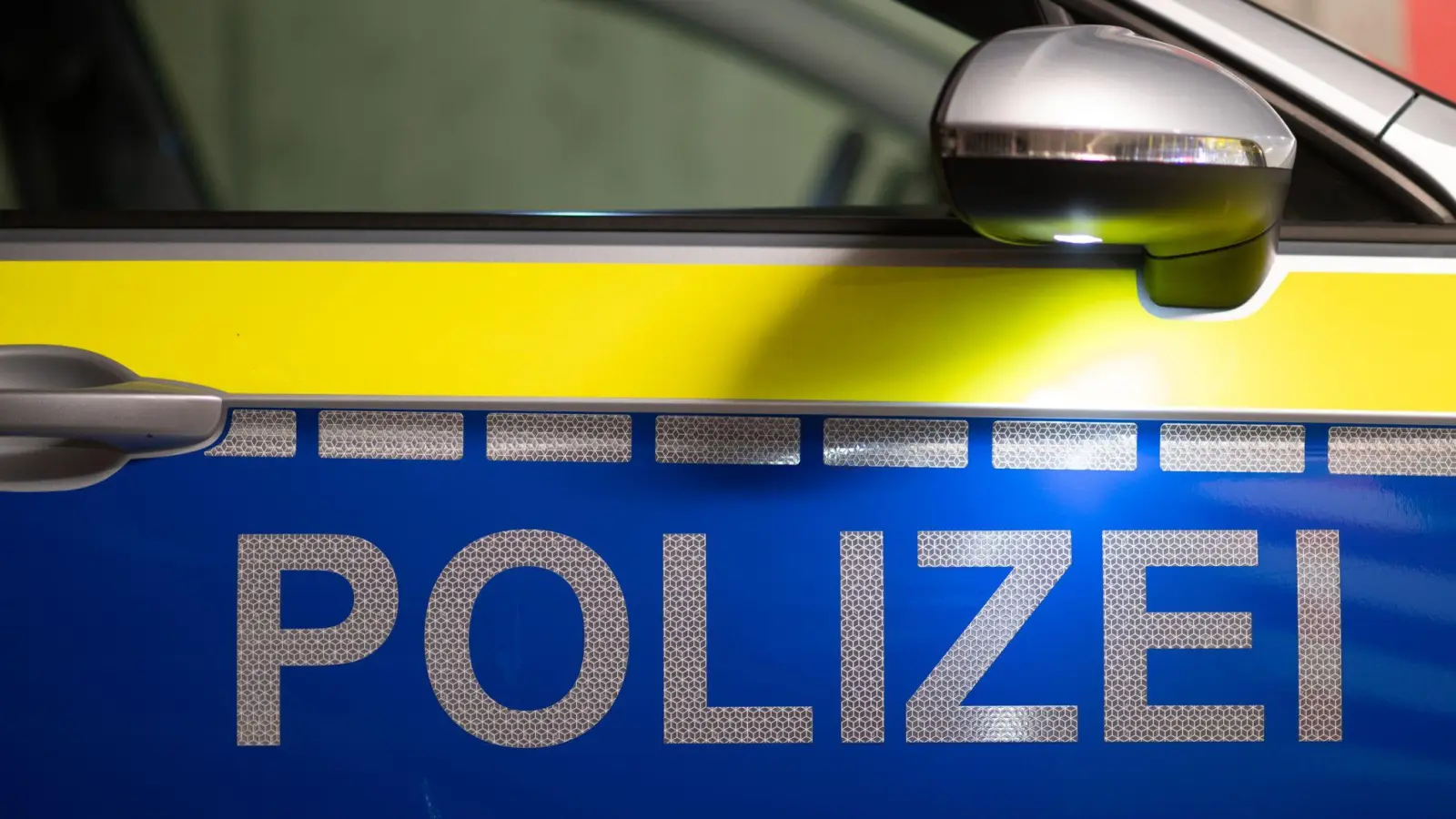 In Paderborn soll eine 13-Jährige ihre Betreuerin in einer Klinik angegriffen haben. (Symbolbild) (Foto: Robert Michael/dpa)
