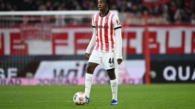 Beim SC fest eingeplant: Johan Manzambi (Foto: Silas Stein/dpa)