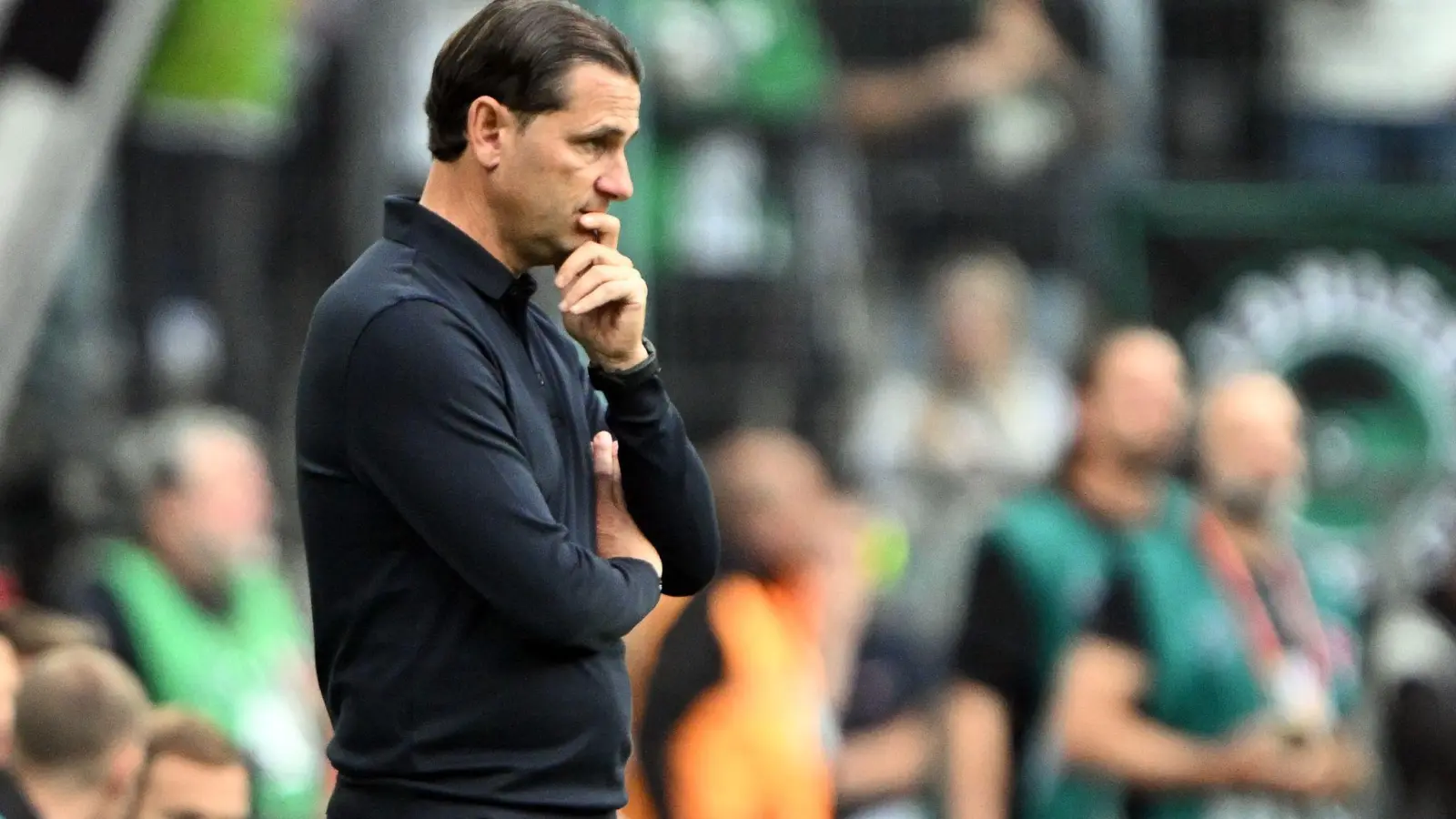 Wie geht es weiter mit Trainer Gerardo Seoane bei Borussia Mönchengladbach? (Foto: Federico Gambarini/dpa)