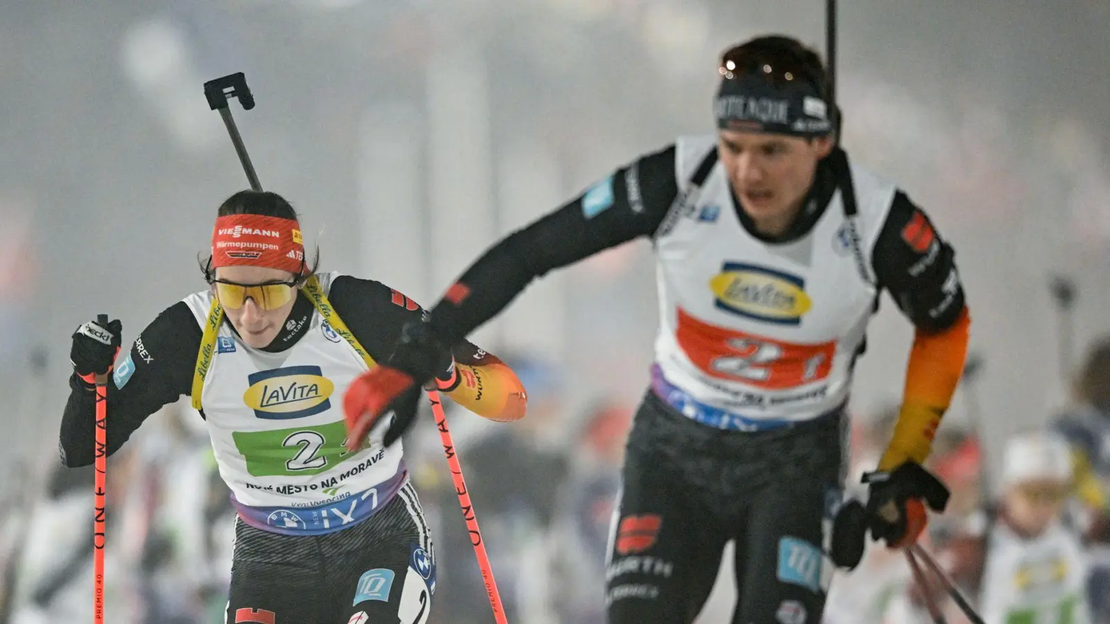 Vanessa Voigt und Justus Strelow liefen zum Saison-Auftakt auf das Podest. (Foto: Hendrik Schmidt/dpa)