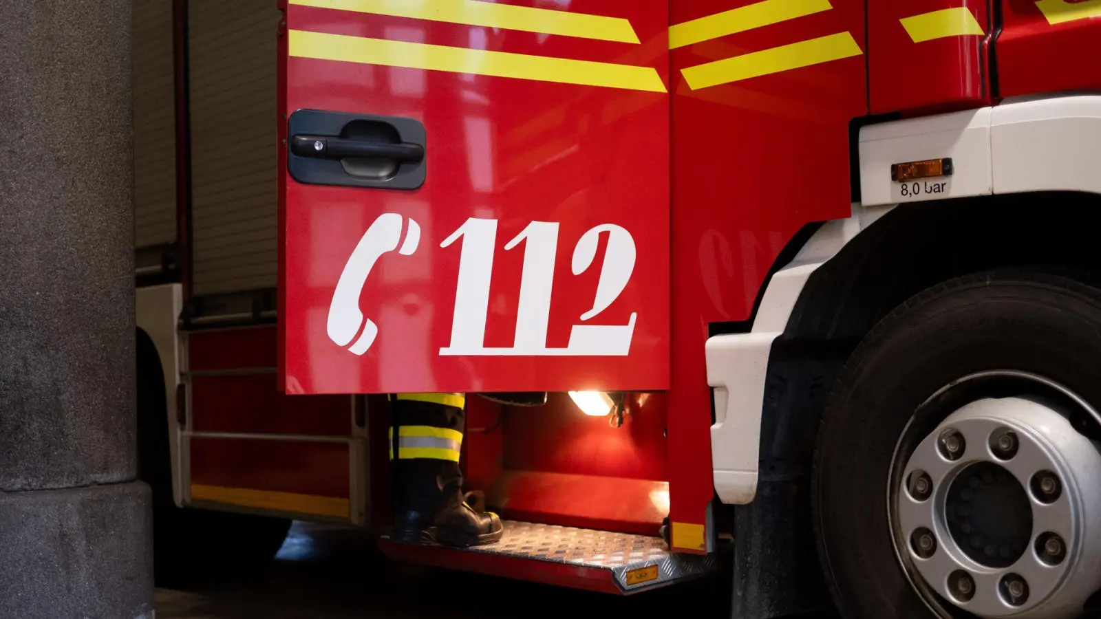 Die Löscharbeiten dauerten mehrere Stunden. (Symbolbild) (Foto: Niklas Treppner/dpa)