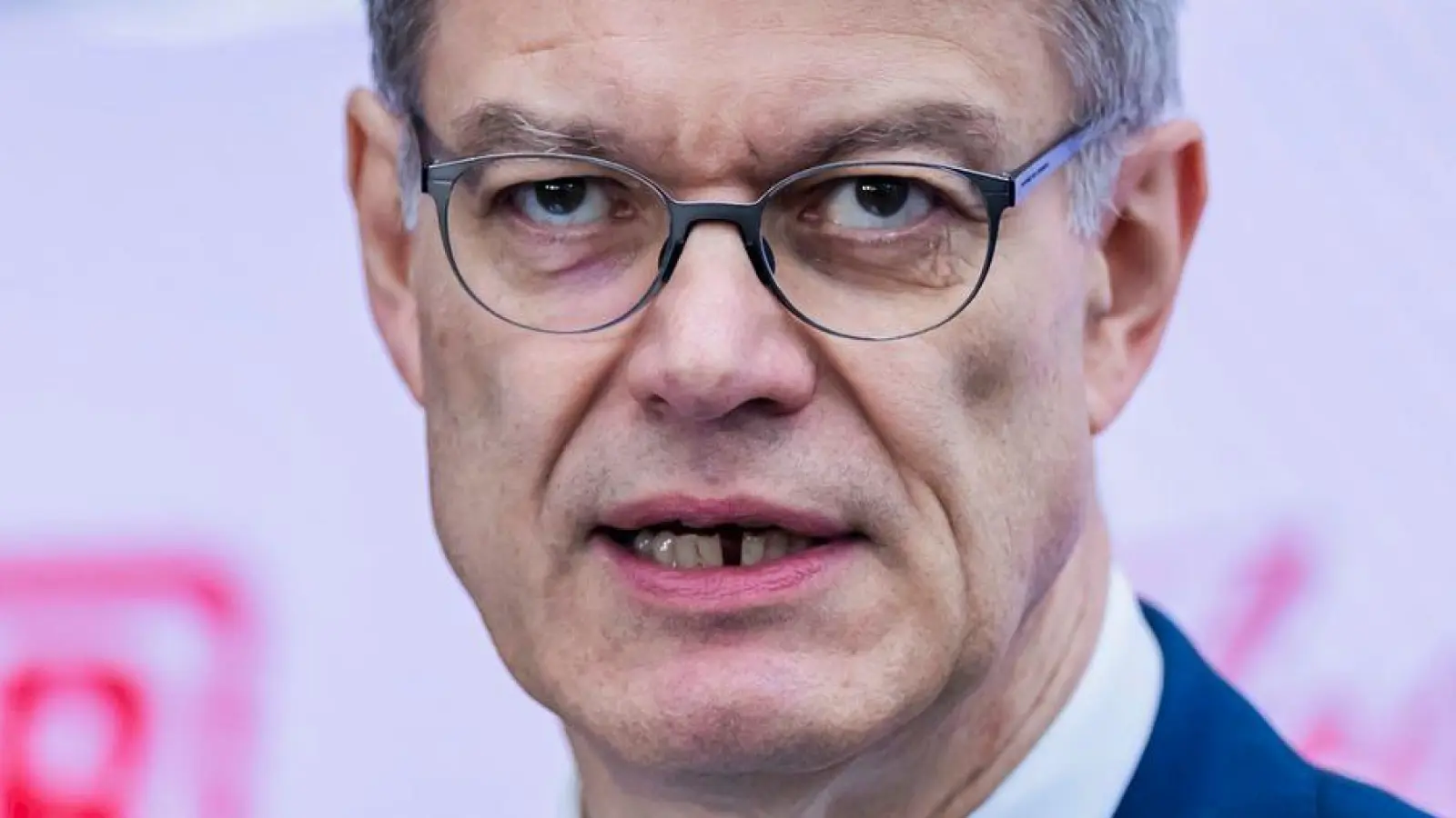 Bundesverkehrsminister Patrick Schnieder (CDU) (Archivbild) (Foto: Christoph Soeder/dpa)