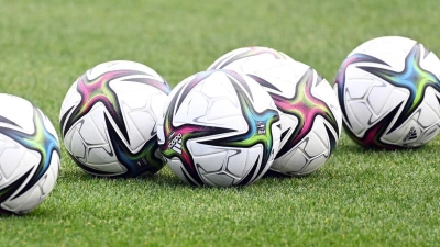 Der SVG Steinachgrund will im Heimspiel gegen den SC Feucht punkten. (Symbolbild: Swen Pförtner/dpa)