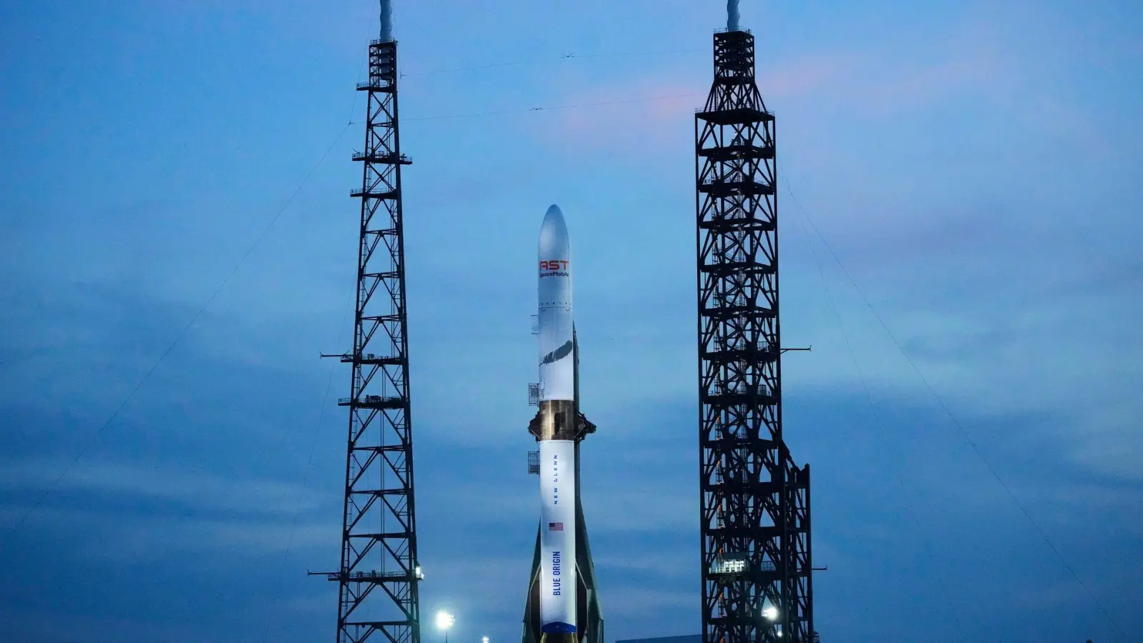 Bei einem Test einer New Glenn Rakete gab es eine Explosion. (Archivbild) (Foto: John Raoux/AP/dpa)