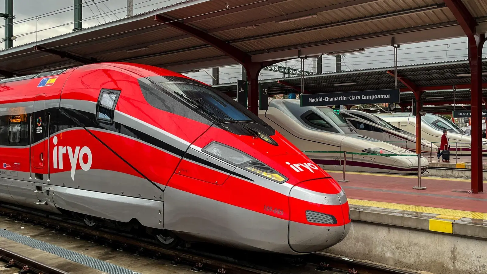 Die italienischen Hochgeschwindigkeitszüge fahren bereits in Frankreich und Spanien. (Archivbild) (Foto: Jan Woitas/dpa)