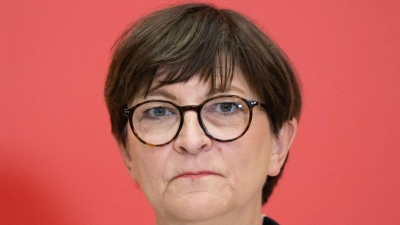 SPD-Chefin Saskia Esken: „Wir wollen Deutschland aktiv gestalten und zukunftssicher machen“. (Foto: Sebastian Kahnert/dpa)