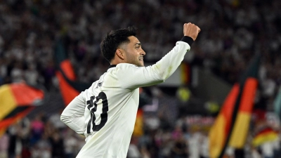 Nadiem Amiri bejubelt sein Tor gegen Nordirland.  (Foto: Federico Gambarini/dpa)