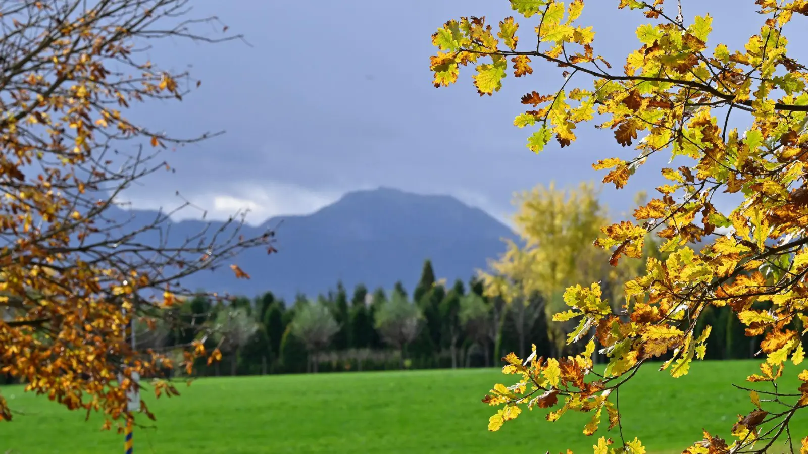 Das Wetter wird wechselhaft in Bayern. (Symbolbild) (Foto: Uwe Lein/dpa)