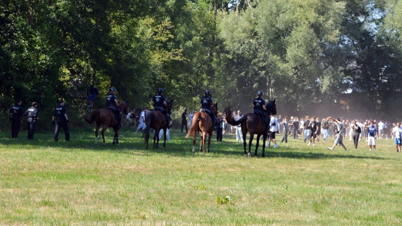 Pferdestaffel und Hater sind immer wieder aneinander geraten. (Foto: Johannes Zimmermann)