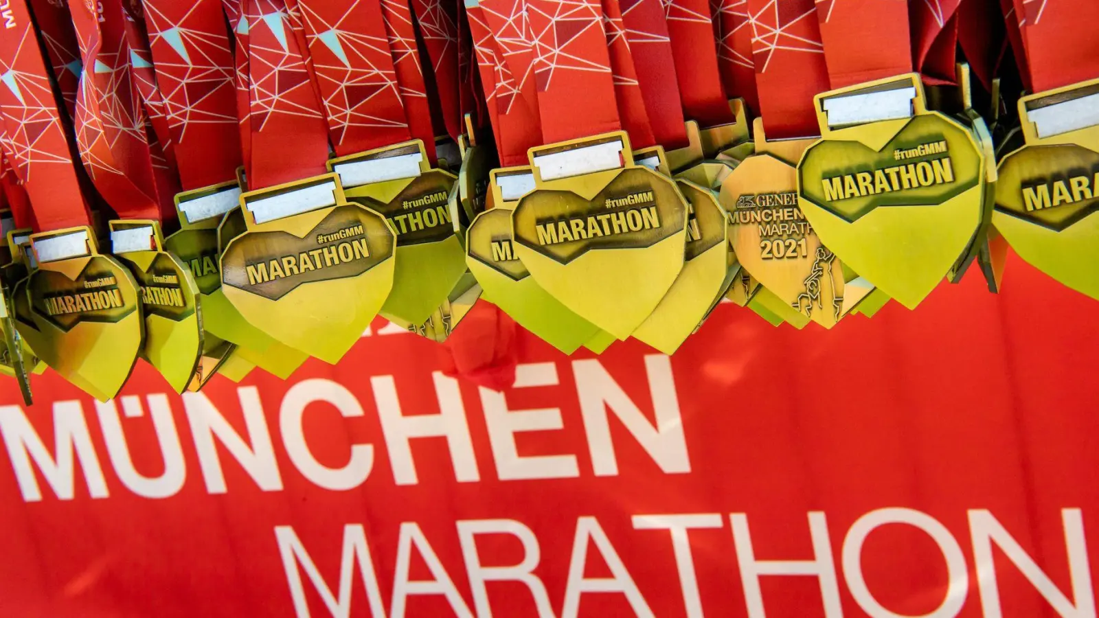 Der Ausrichter-Streit um den München-Marathon erreicht die nächste Stufe. (Foto: Peter Kneffel/dpa)