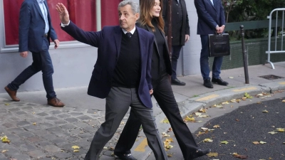Sarkozy tritt seine Haft an. (Foto: Thibault Camus/AP/dpa)