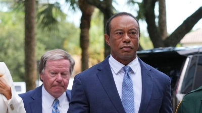 Tiger Woods erscheint vor Gericht. (Foto: Lynne Sladky/AP/dpa)