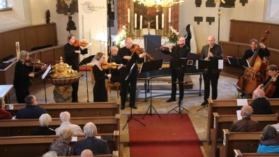 Spannte Barockmusik und eine Erzählung zusammen: die Nürnberger Ratsmusik. (Foto: Martina Kramer)
