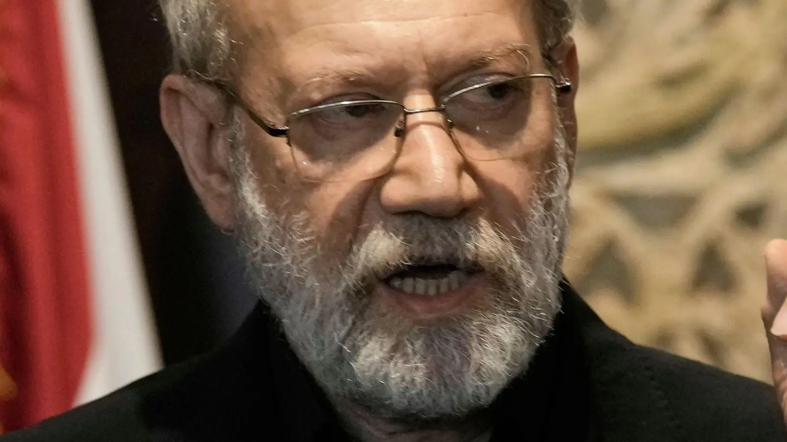 Ali Laridschani  soll bei einem gezielten Luftangriff Israels getötet worden sein (Foto: Bilal Hussein/AP/dpa)