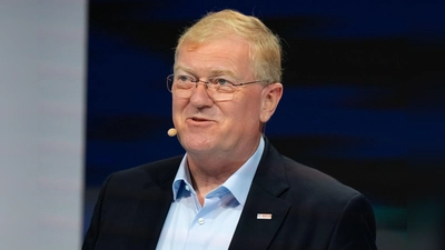 Der Vertrag von Bosch-Chef Stefan Hartung wurde verlängert. (Foto-Archiv) (Foto: Sven Hoppe/dpa)
