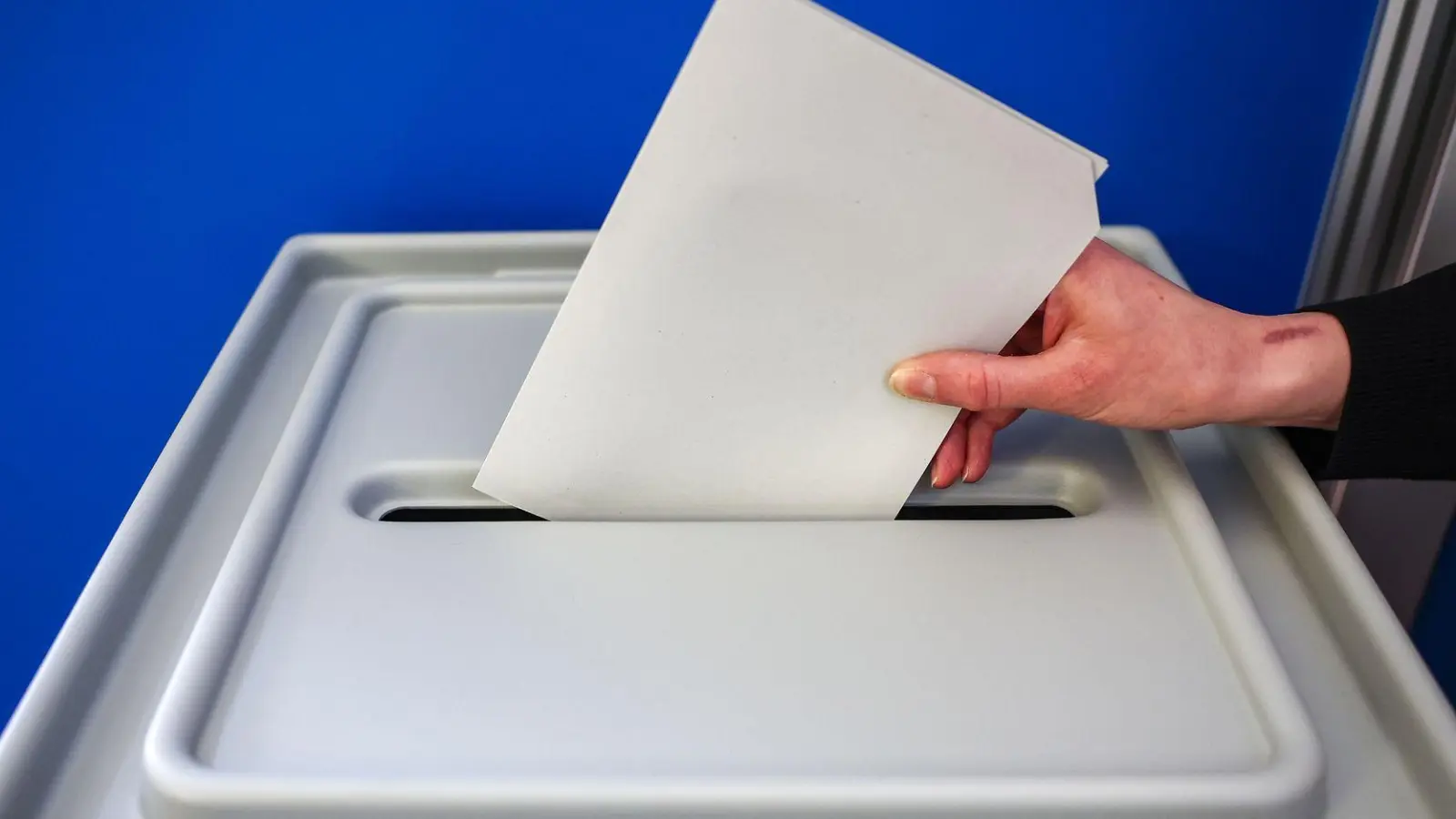 Das geänderte Wahlrecht könnte laut bayerischem Landesamt für Statistik Auswirkungen auf die Bekanntgabe der direkt Gewählten bei der kommenden Bundestagswahl haben. (Symbolbild) (Foto: Jan Woitas/dpa)