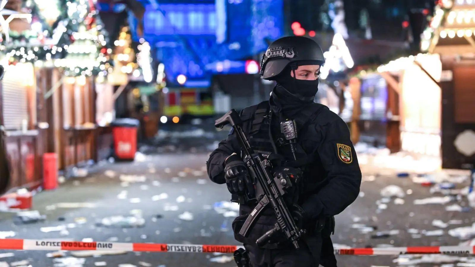 Nach dem Anschlag auf dem Magdeburger Weihnachtsmarkt soll ein Gutachten zum Täter in Auftrag gegeben werden. (Archivbild) (Foto: Heiko Rebsch/dpa)