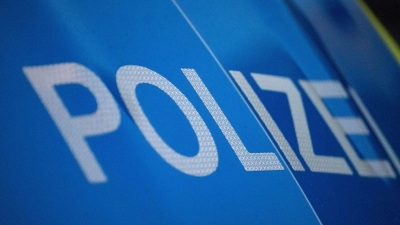 Ein Mann soll seine Partnerin getötet haben. Er starb bei einem Unfall. (Symbolbild) (Foto: Marijan Murat/dpa)