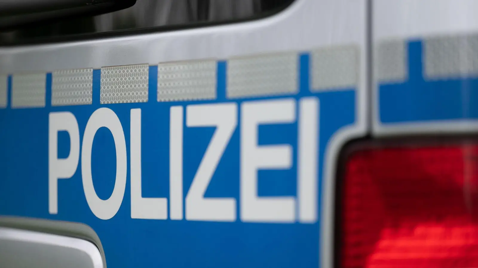 in Kelheim konnte ein 41-jähriger Mann nach einer Bedrohungslage durch die Polizei festgenommen werden. (Symbolbild) (Foto: Marijan Murat/dpa)