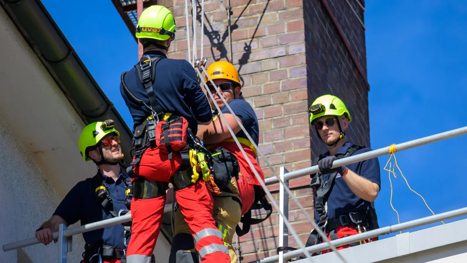 Als Mitglied der Feuerwehr ist Höhenangst nicht von Vorteil.  (Foto: René Chlopotowski)