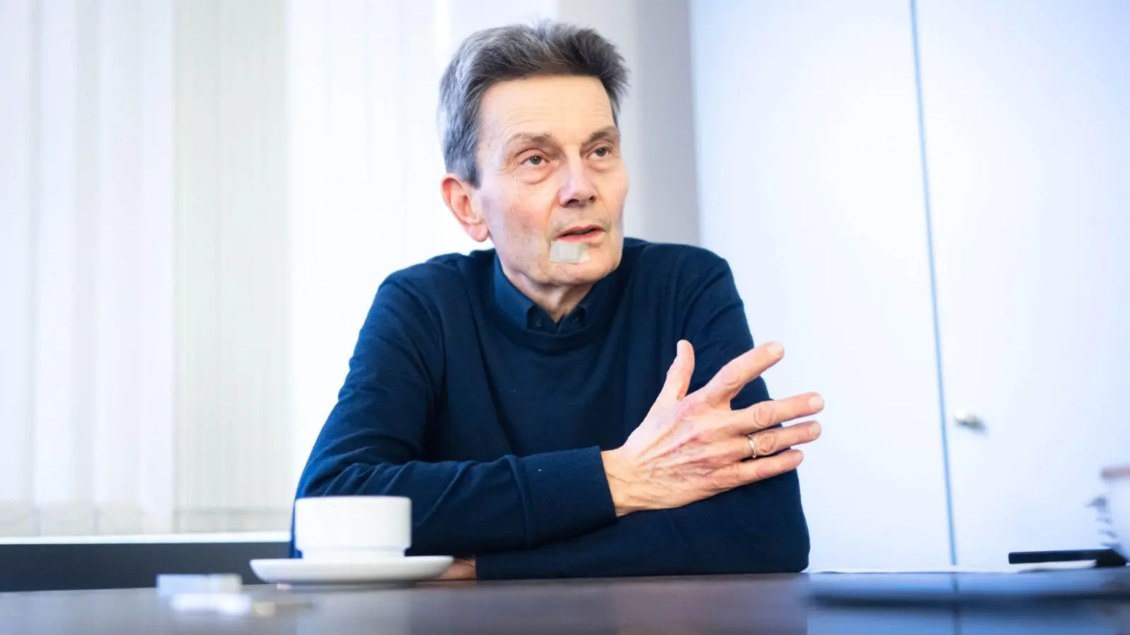 SPD-Fraktionschef Rolf Mützenich appelliert an die übrigen Fraktionen im Bundestag. (Foto: Sina Schuldt/dpa)