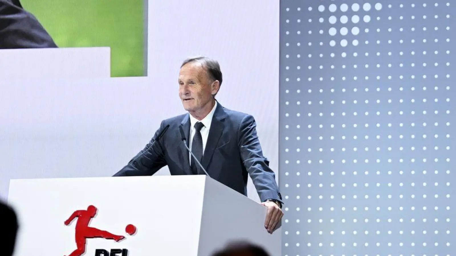 Hans-Joachim Watzke darf sich über ein einstimmiges Votum freuen. (Foto: Britta Pedersen/dpa)