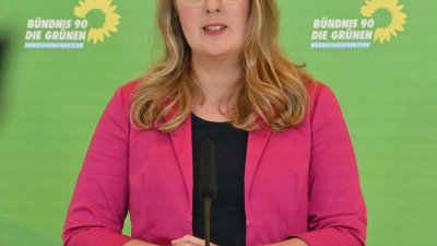 Katharina Dröge sagt, wichtige Rahmenbedingungen für den Wirtschaftsstandort Deutschland habe man über Jahrzehnte schleifen lassen. (Foto: Kilian Genius/dpa)