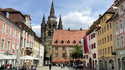 Was bewegt die Menschen in der Stadt? Mit der Befragung möchten die Freien Wähler „einen niederschwelligen Zugang zur politischen Mitwirkung ermöglichen”. (Foto: Oliver Herbst)