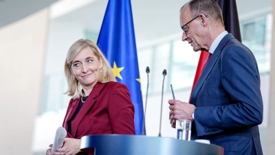 Gesundheitsministerin Nina Warken plant Milliarden-Einsparungen bei Gesundheitskosten. (Foto: Kay Nietfeld/dpa)