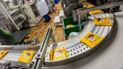 Ritter Sport hat seit kurzem leichtere Schokoladentafeln im Angebot. (Archivbild) (Foto: Marijan Murat/dpa)