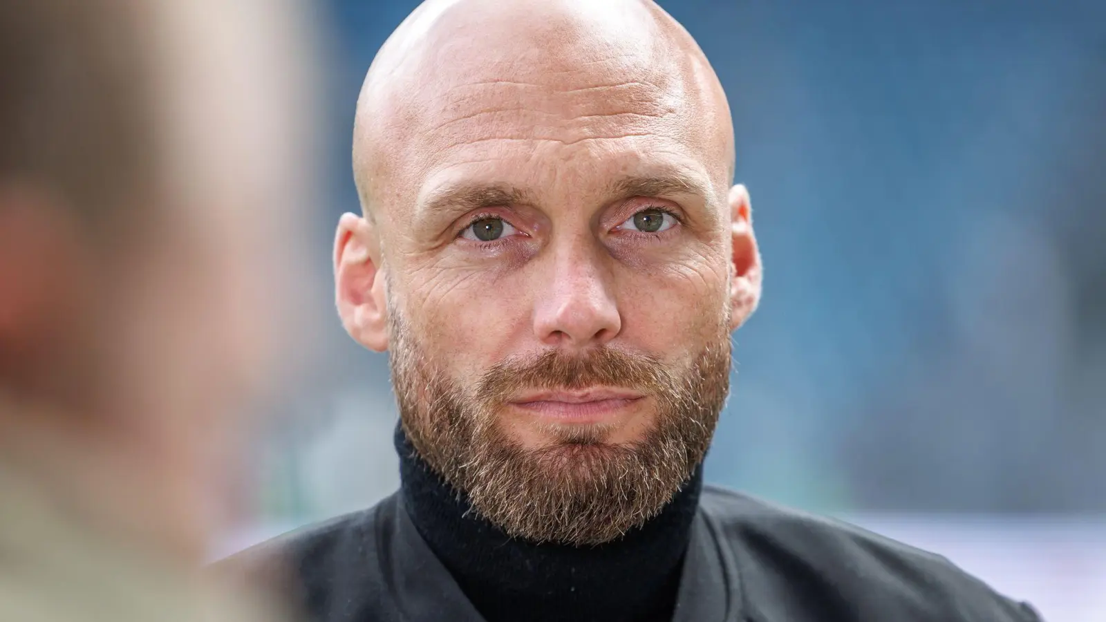 Nils-Ole Book erhält als Nachfolger von Sebastian Kehl einen Vertrag bis 2029 in Dortmund (Archivbild).  (Foto: Andreas Gora/dpa)