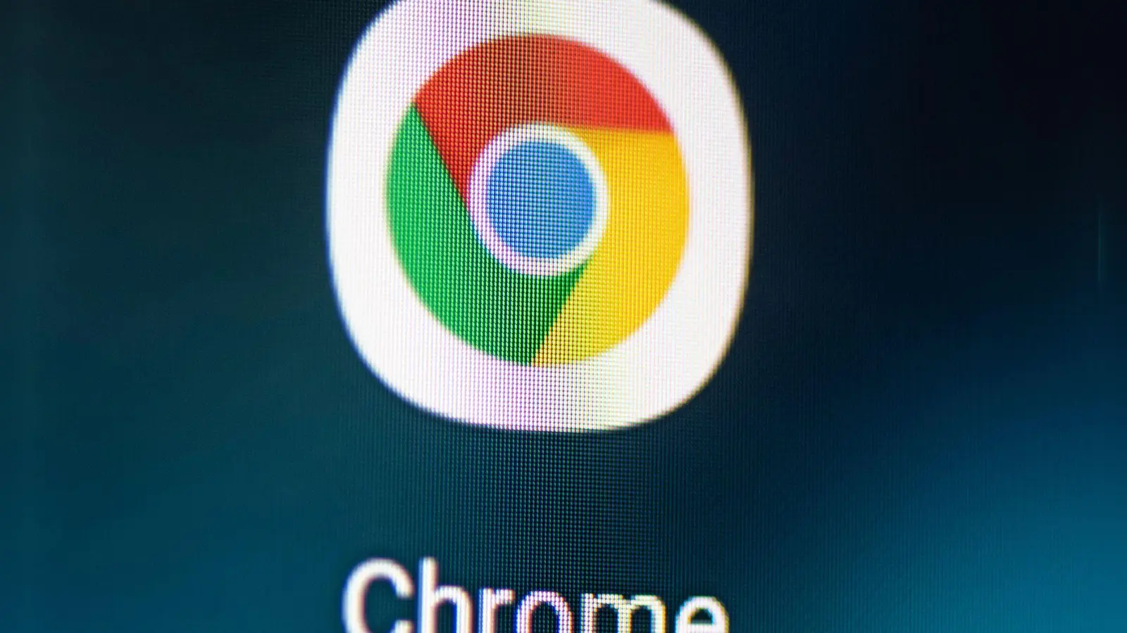 Dringendes Update empfohlen: Das BSI warnt vor kritischen Sicherheitslücken in Google Chrome. (Foto: Fabian Sommer/dpa/dpa-tmn)